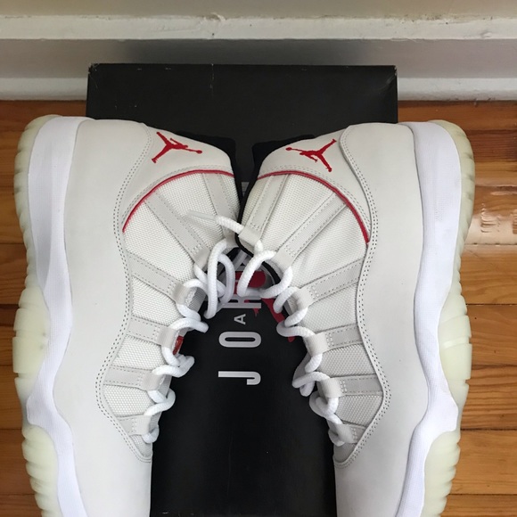 Air Jordan 11 - Picture 13 of 16